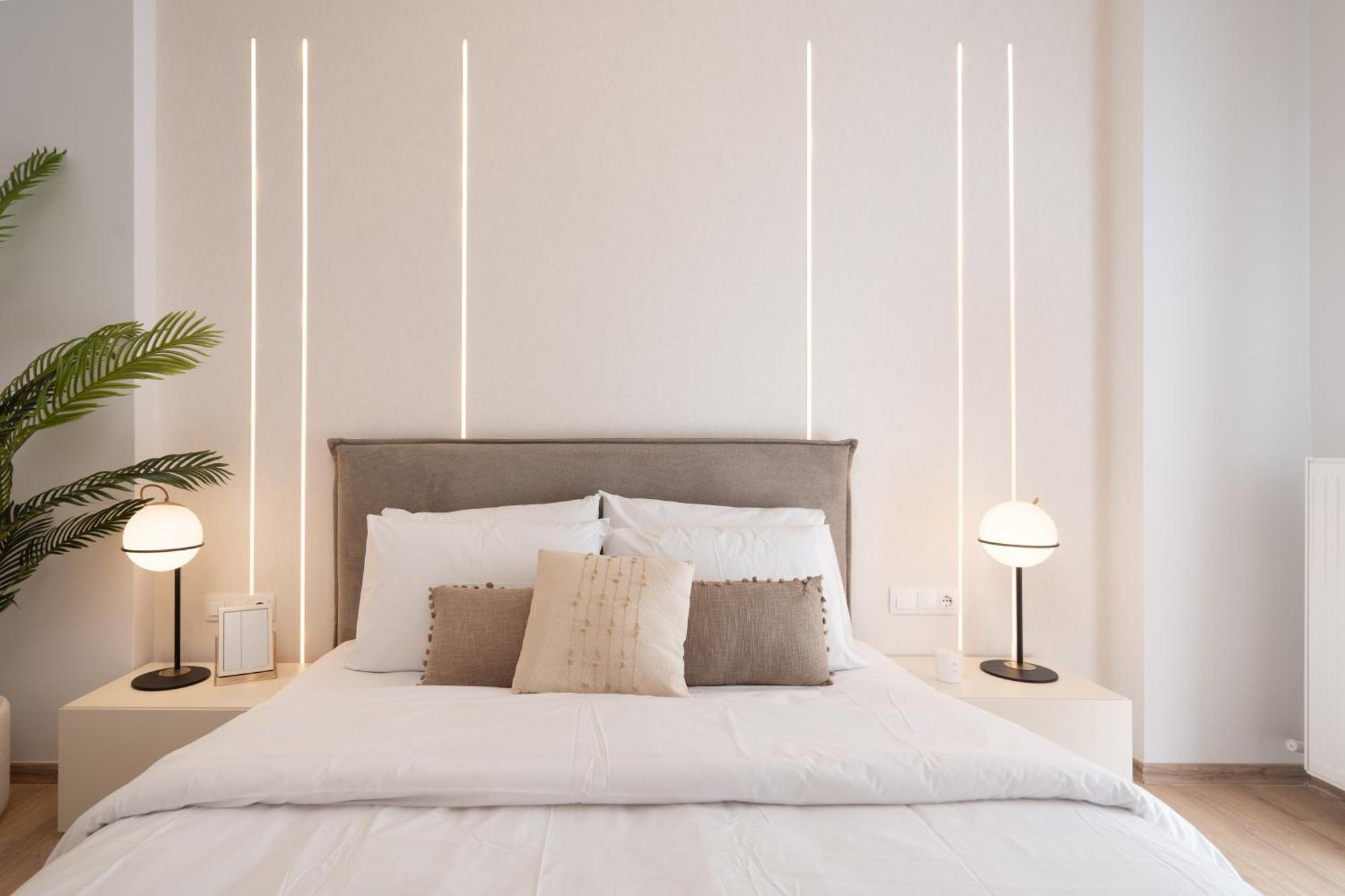 Luxury Apartment Next To The National Museum アテネ エクステリア 写真