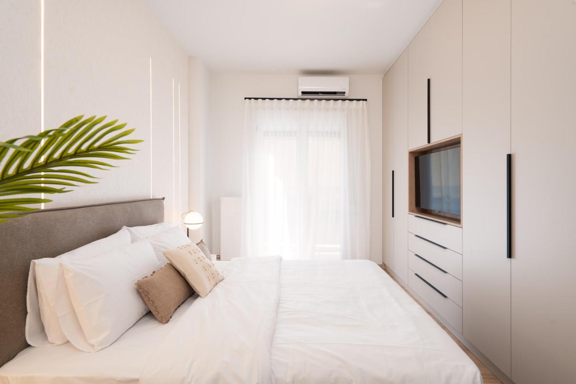 Luxury Apartment Next To The National Museum アテネ エクステリア 写真