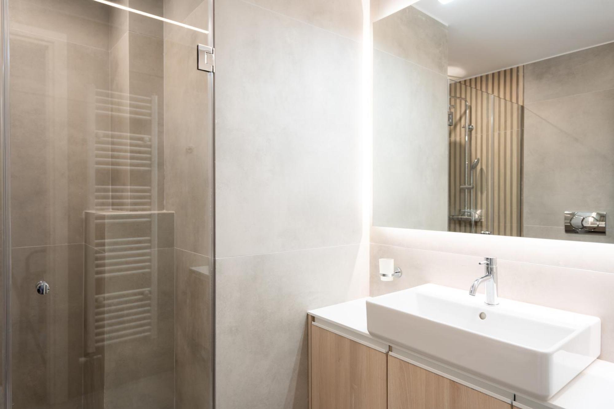 Luxury Apartment Next To The National Museum アテネ エクステリア 写真
