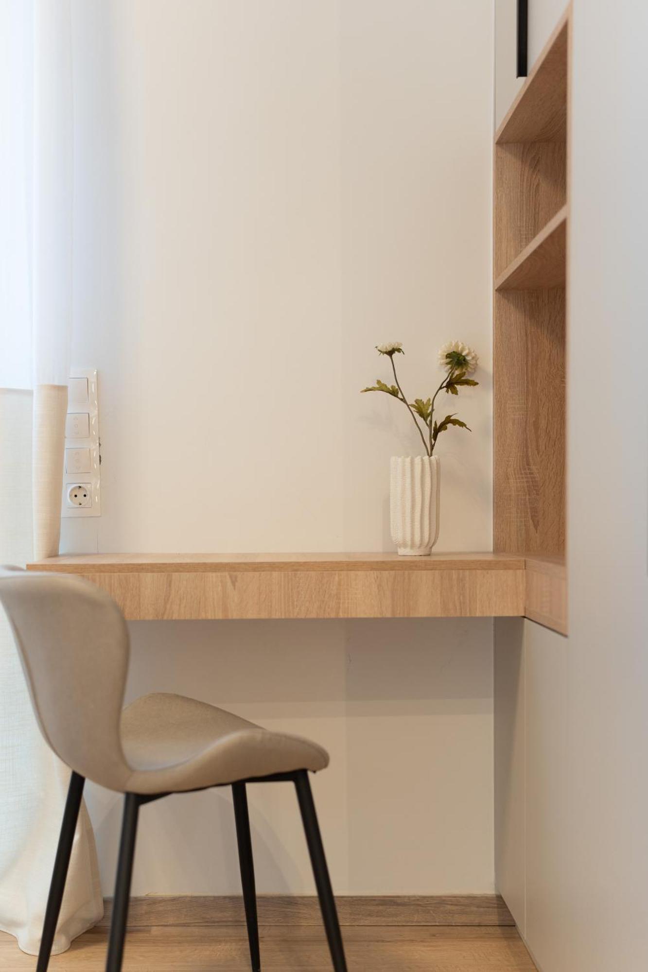 Luxury Apartment Next To The National Museum アテネ エクステリア 写真